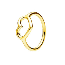 Load image into Gallery viewer, heart shaped gold ring