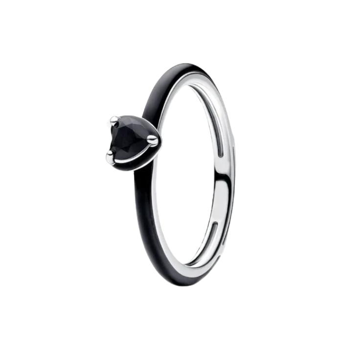 The Noir Heart Ring