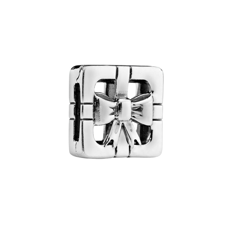 The Infinity Knot Charm