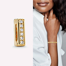 Load image into Gallery viewer, The Twinkling Charm
